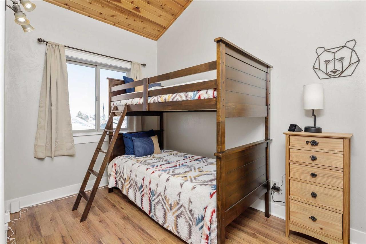 Modern Red Lodge Cabin - Walk To Broadway Ave Ngoại thất bức ảnh
